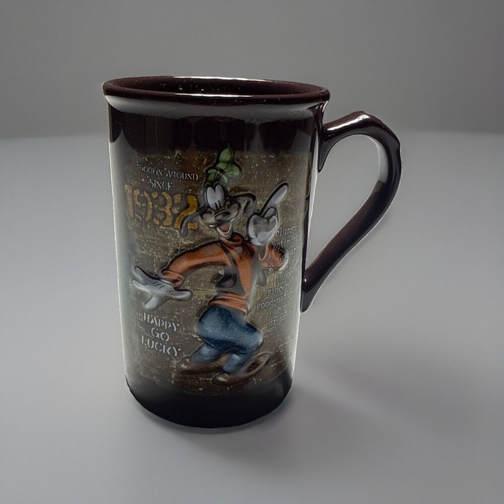 DISNEY GOOFY "Happy Go Lucky" embossed 3D ceramic mug 6” Tall